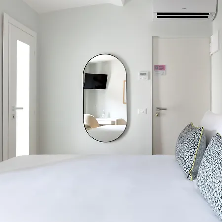 Hotel Numa Portico
