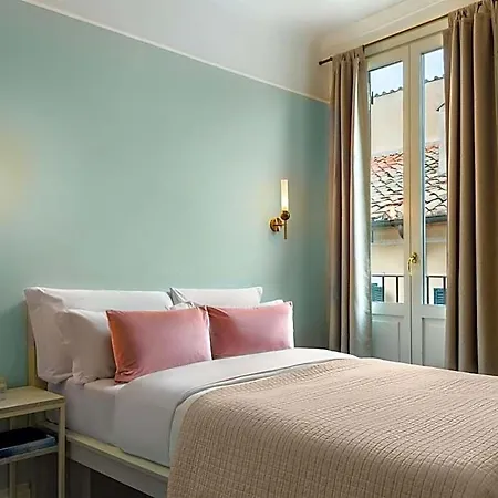 Hotel Numa Portico 4*