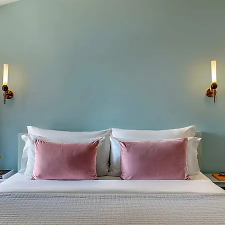 Hotel Numa Portico 4*